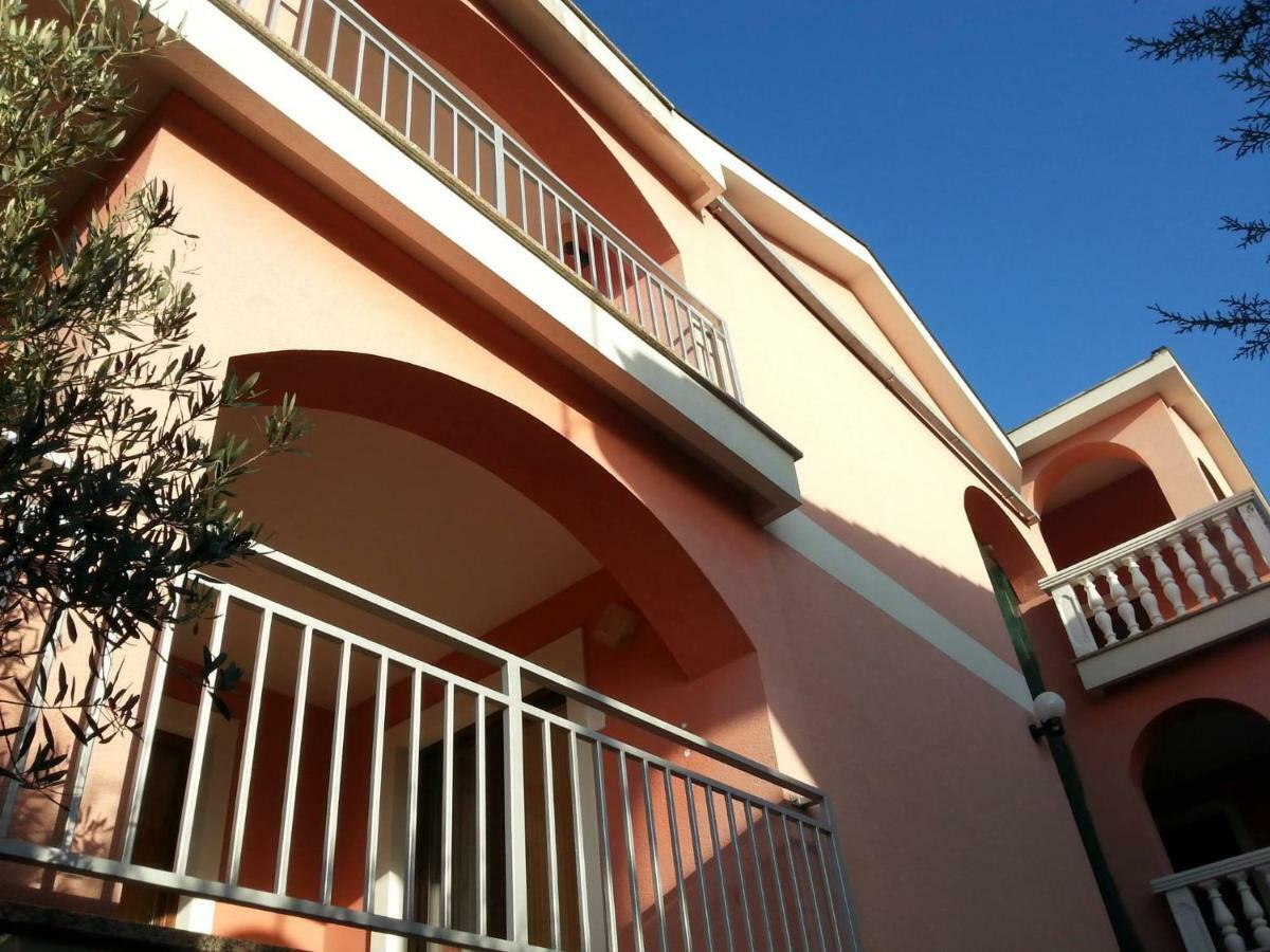 Apartmani Vesna Pinezići Extérieur photo